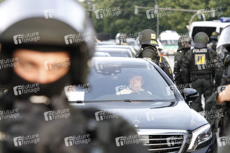 Wagenkolonnenblockade beim G20-Gipfel in Hamburg