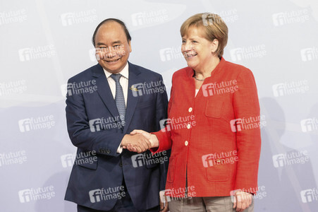 Begrüßung der G20-Gipfel Teilnehmer in Hamburg