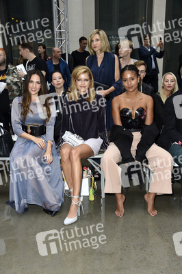 Marina Hoermanseder Fashion Show auf der Berlin Fashion Week Spring/Summer 2018