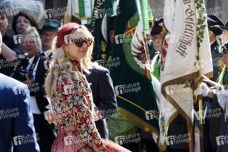 Kirchliche Trauung von Welfenprinz Ernst August und Ehefrau Ekaterina in Hannover