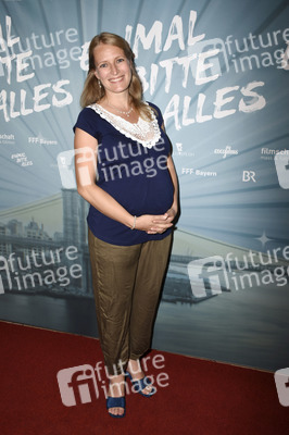 Filmpremiere 'Einmal Bitte Alles' in München
