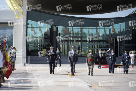Königin Letizia und König Felipe beim Abflug am Flughafen Madrid-Barajas