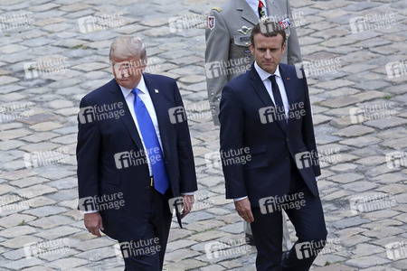 Präsident Macron und Präsident Trump am Les Invalides in Paris