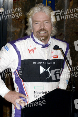 Empire State Building Lighting Ceremony mit Richard Branson in New York