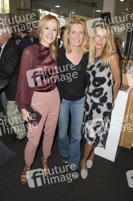 Vernissage 'Aus der Mitte' von Judith Milberg in Berlin