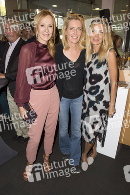Vernissage 'Aus der Mitte' von Judith Milberg in Berlin