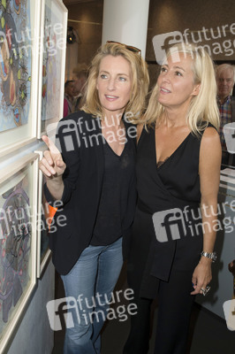 Vernissage 'Aus der Mitte' von Judith Milberg in Berlin