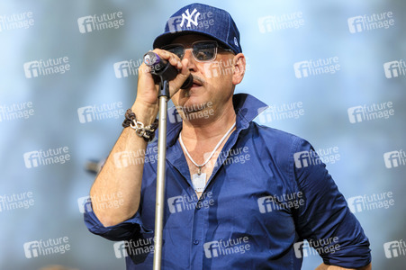 Konzert von Fury in the Slaughterhouse in Halle