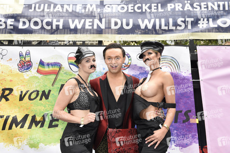 JFMS Truck zum Christopher Street Day in Berlin