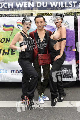 JFMS Truck zum Christopher Street Day in Berlin