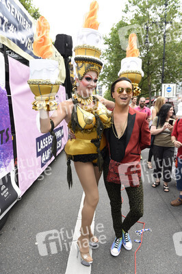 JFMS Truck zum Christopher Street Day in Berlin