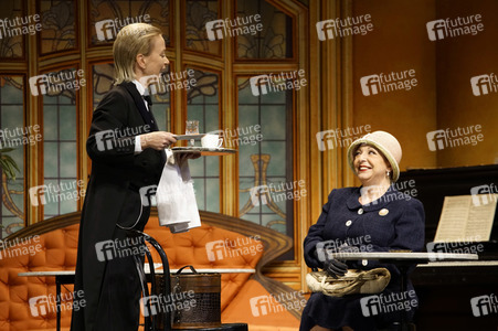 Theaterprobe 'Pension Schöller' in Berlin