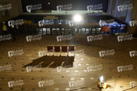 Fototermin 'Erste Stühle im Zuschauersaal Unter den Linden' in Berlin