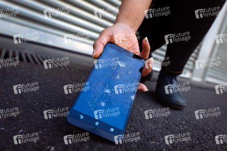 Symbolfoto Handyrepparatur