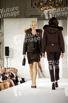 Liz Marlaux Fashion Show Winter 2017 in Hamburg