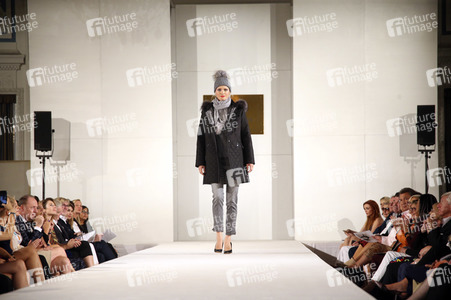 Liz Marlaux Fashion Show Winter 2017 in Hamburg
