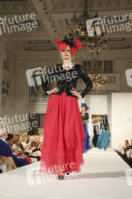 Liz Marlaux Fashion Show Winter 2017 in Hamburg