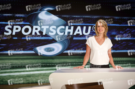 Photocall mit Jessy Wellmer in Köln