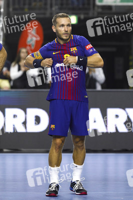 Handballspiel THW Kiel vs. FC Barcelona Lassa in Köln