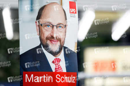 Bundestagswahlkampf-Plakate in Köln