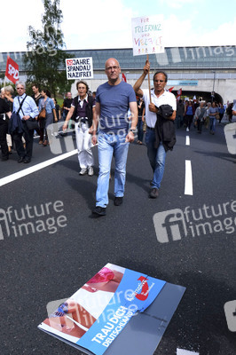 Protest gegen Nazi-Aufmarsch in Berlin