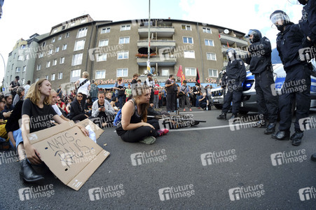 Protest gegen Nazi-Aufmarsch in Berlin