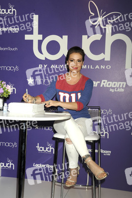 Launch der 'Touch by Alyssa Milano' Hebst Kollektion in New York