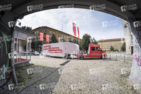 Die LINKE Wahlkampf-Truck Präsentation in Berlin