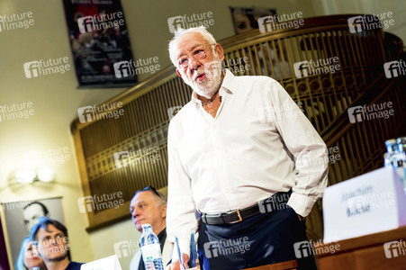 Jahres-Pressekonferenz im Schlosspark Theater in Berlin