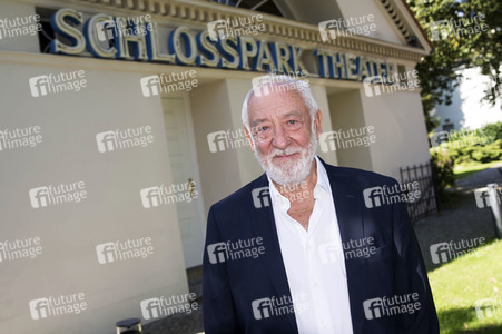 Jahres-Pressekonferenz im Schlosspark Theater in Berlin