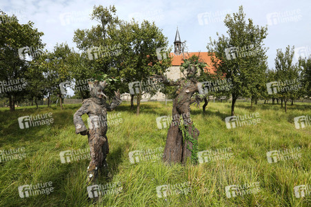 GEEK ART: Baumwesen / Tree-Beings Bodypainting