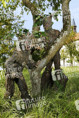 GEEK ART: Baumwesen / Tree-Beings Bodypainting