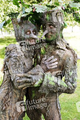 GEEK ART: Baumwesen / Tree-Beings Bodypainting