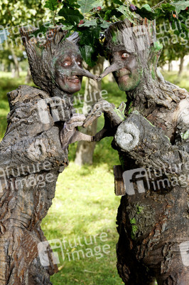 GEEK ART: Baumwesen / Tree-Beings Bodypainting
