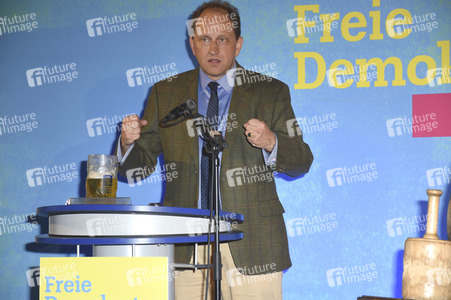 Liberaler Bieranstich der FDP in Grasbrunn