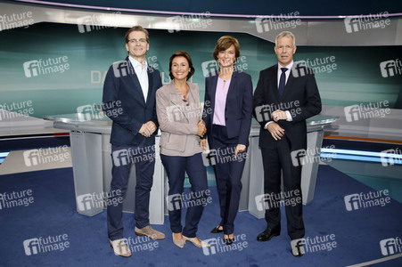 Fototermin 'Das TV-Duell: Merkel - Schulz' in Berlin