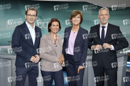 Fototermin 'Das TV-Duell: Merkel - Schulz' in Berlin