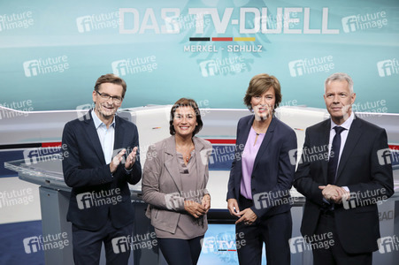 Fototermin 'Das TV-Duell: Merkel - Schulz' in Berlin