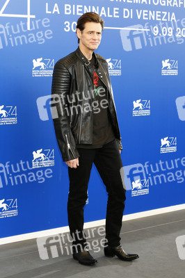 'Jim & Andy: The Great Beyond - The Story of Jim Carrey & Andy Kaufman' Photocall, 74. Internationale Filmfestspiele von Venedig