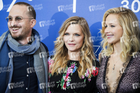 'Mother!' Photocall, 74. Internationale Filmfestspiele von Venedig