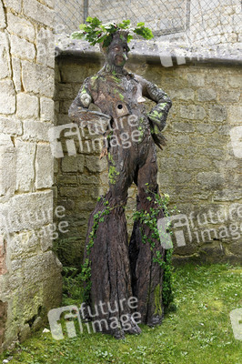 GEEK ART: Baumwesen / Tree-Being Bodypainting