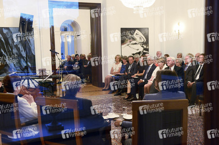 Gesprächsrunde in der Villa Hammerschmidt in Bonn