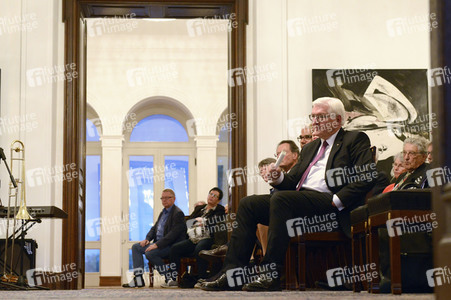 Gesprächsrunde in der Villa Hammerschmidt in Bonn
