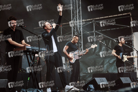 Konzert von Her in Dresden