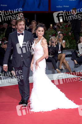 'Loving Pablo' Premiere, 74. Internationale Filmfestspiele von Venedig