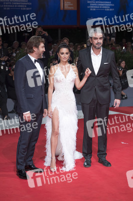 'Loving Pablo' Premiere, 74. Internationale Filmfestspiele von Venedig