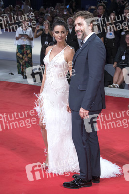 'Loving Pablo' Premiere, 74. Internationale Filmfestspiele von Venedig