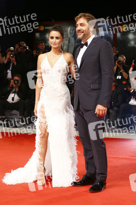 'Loving Pablo' Premiere, 74. Internationale Filmfestspiele von Venedig