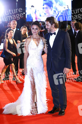 'Loving Pablo' Premiere, 74. Internationale Filmfestspiele von Venedig