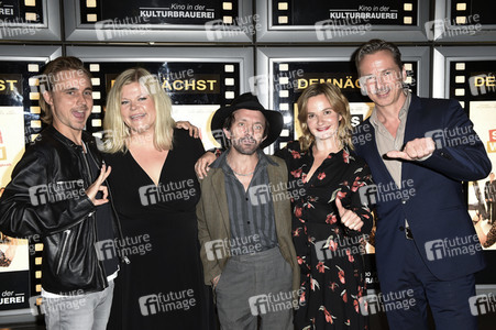 Filmpremiere 'Das schaffen wir schon' in Berlin